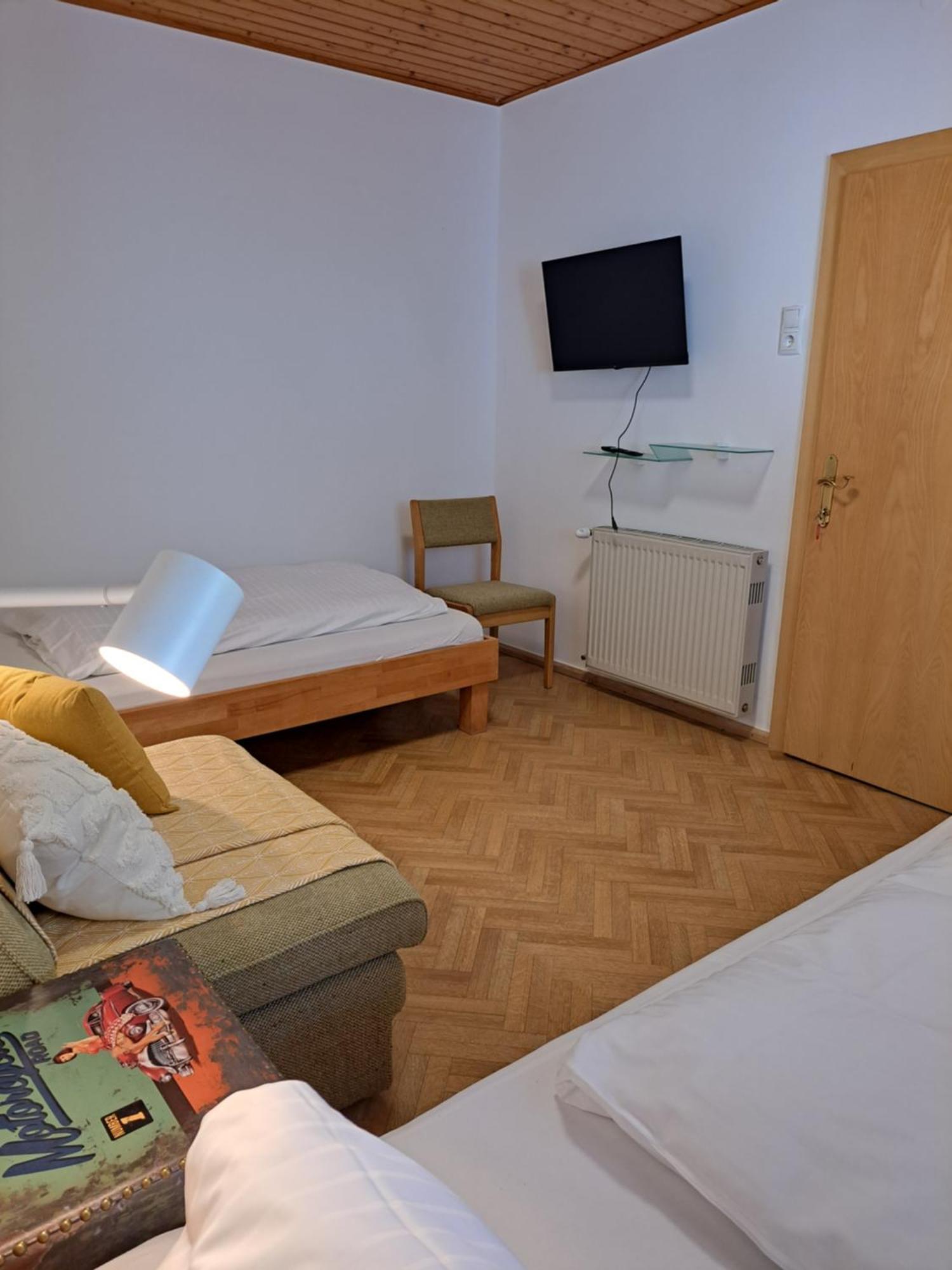 Gaestehaus Lanthaler Rosenbach Ruang foto